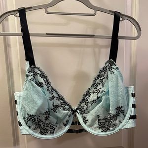 Cacique blue lace bra